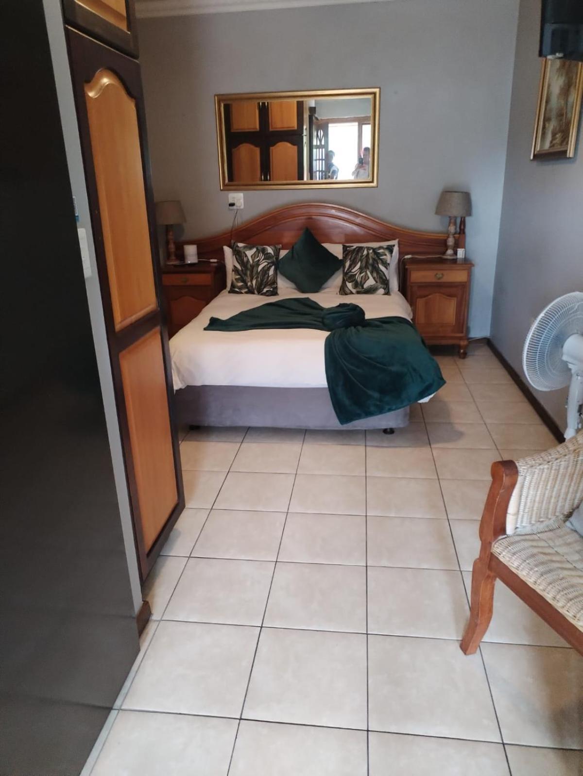 Lagoon Breeze Guest House Knysna Zewnętrze zdjęcie
